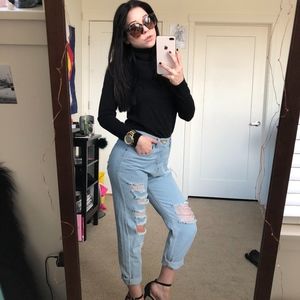 Light Wash Boyfriend Jeans